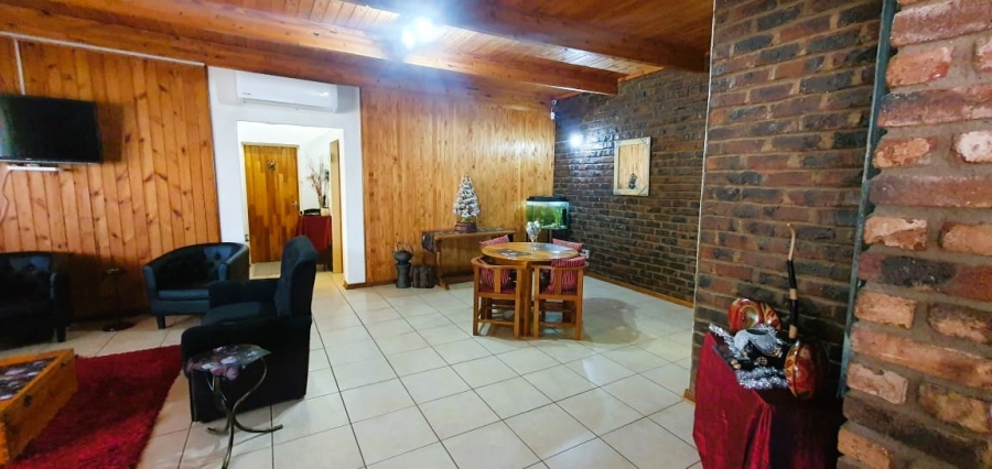 3 Bedroom Property for Sale in Koffiefontein Free State